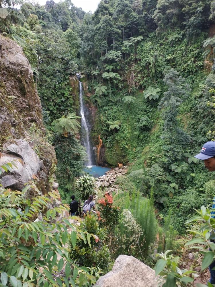 De Salak Homestay Bogor Luaran gambar