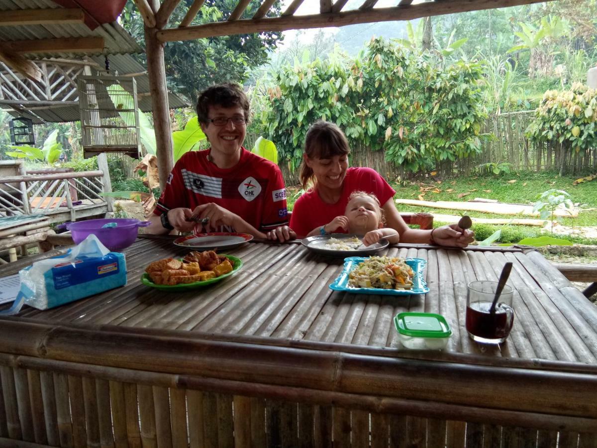De Salak Homestay Bogor Luaran gambar
