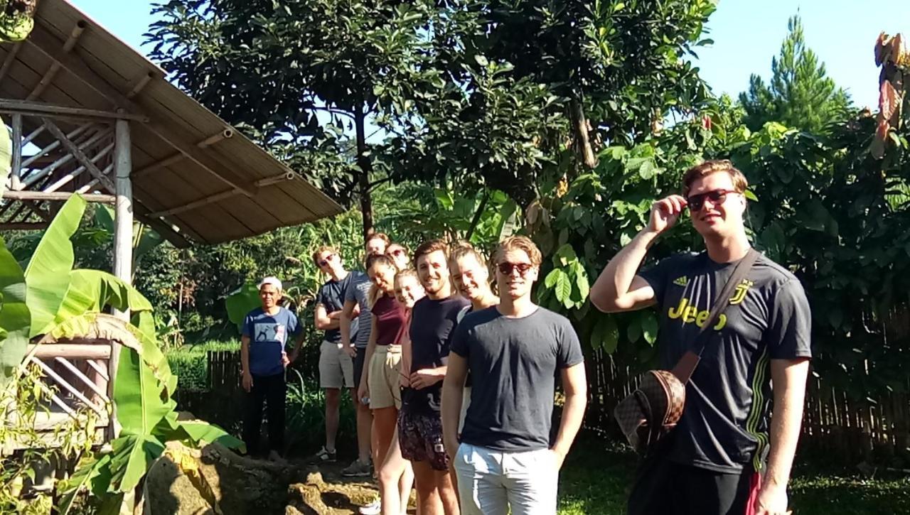 De Salak Homestay Bogor Luaran gambar