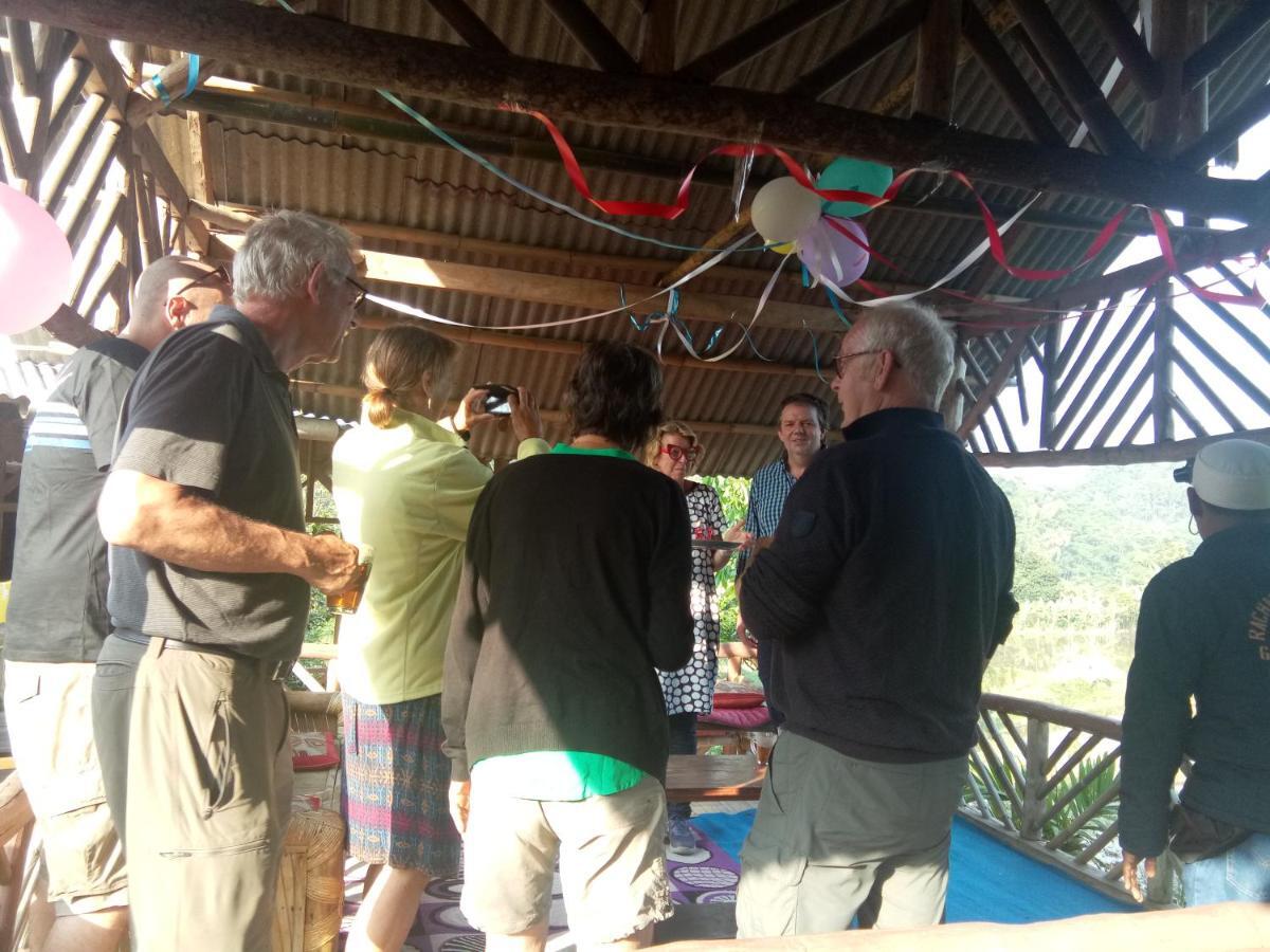 De Salak Homestay Bogor Luaran gambar
